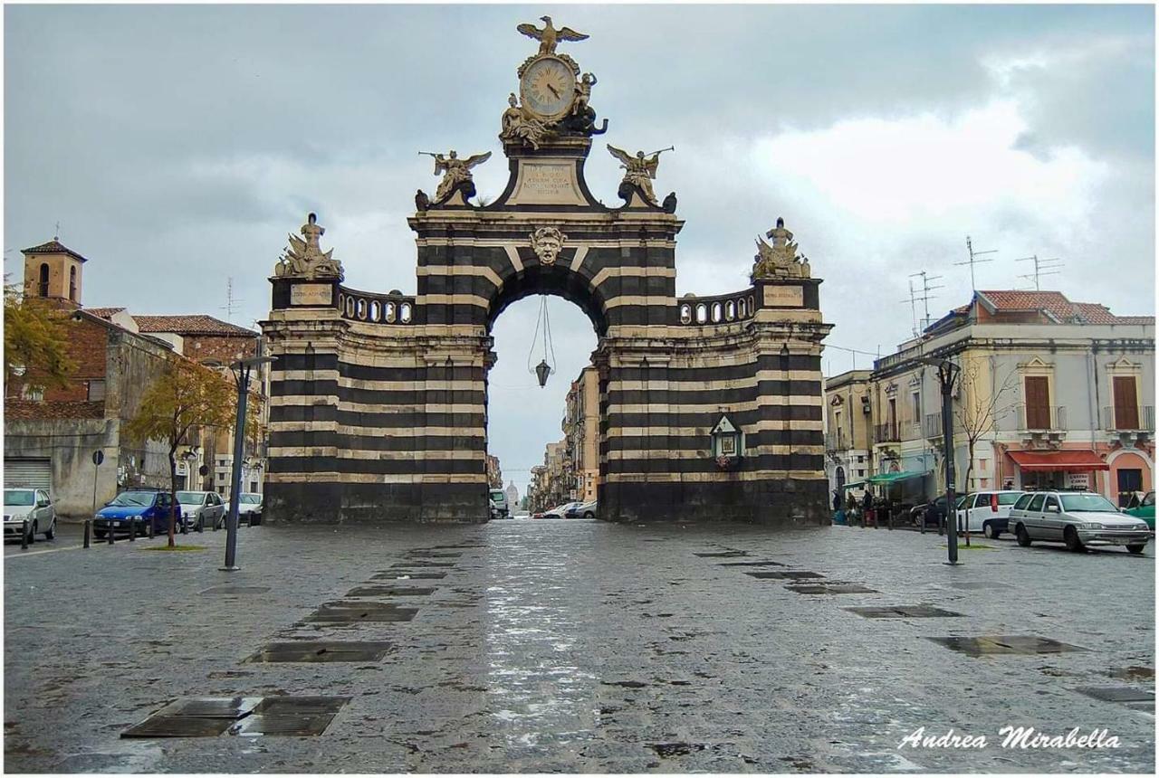 A "Casa Inn-Centro" Monolocale Catania-Fontanarossai nemzetközi repülőtér Kültér fotó