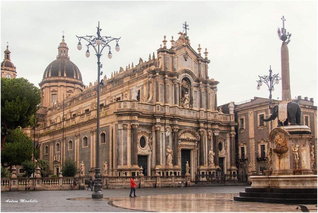 A "Casa Inn-Centro" Monolocale Catania-Fontanarossai nemzetközi repülőtér Kültér fotó